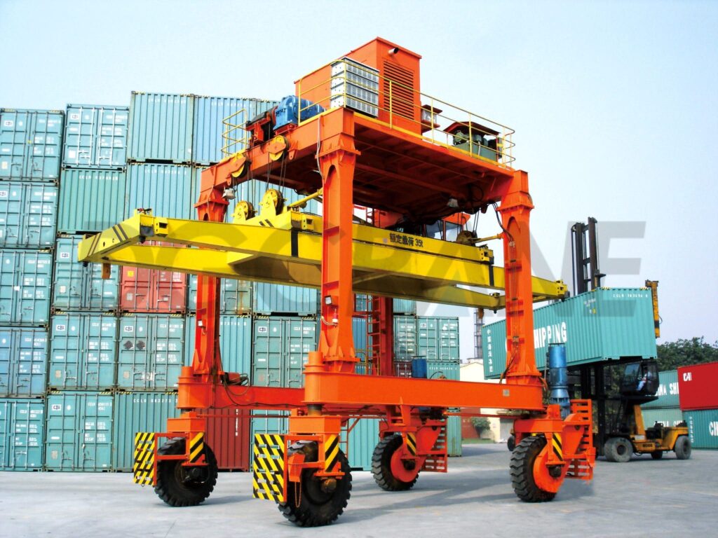 Straddle Carriers