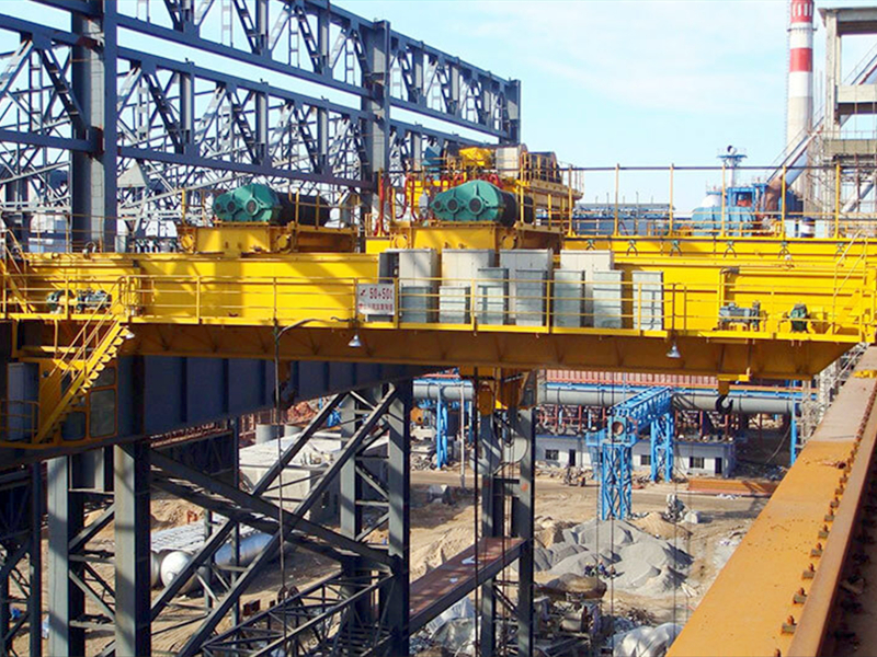 Heavy Duty Crane